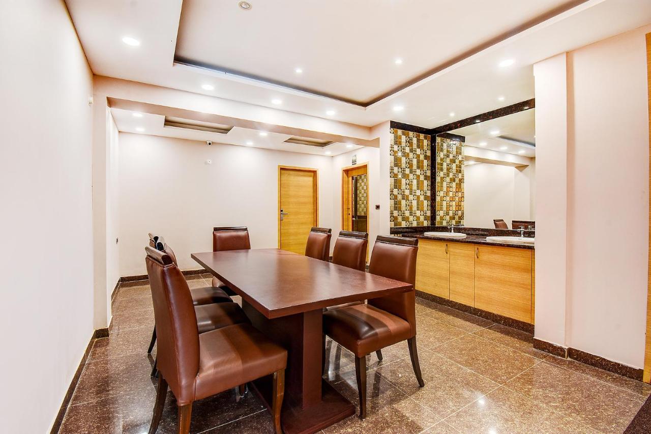 Fabhotel S Comfort Inn - Indiranagar 벵갈루루 외부 사진